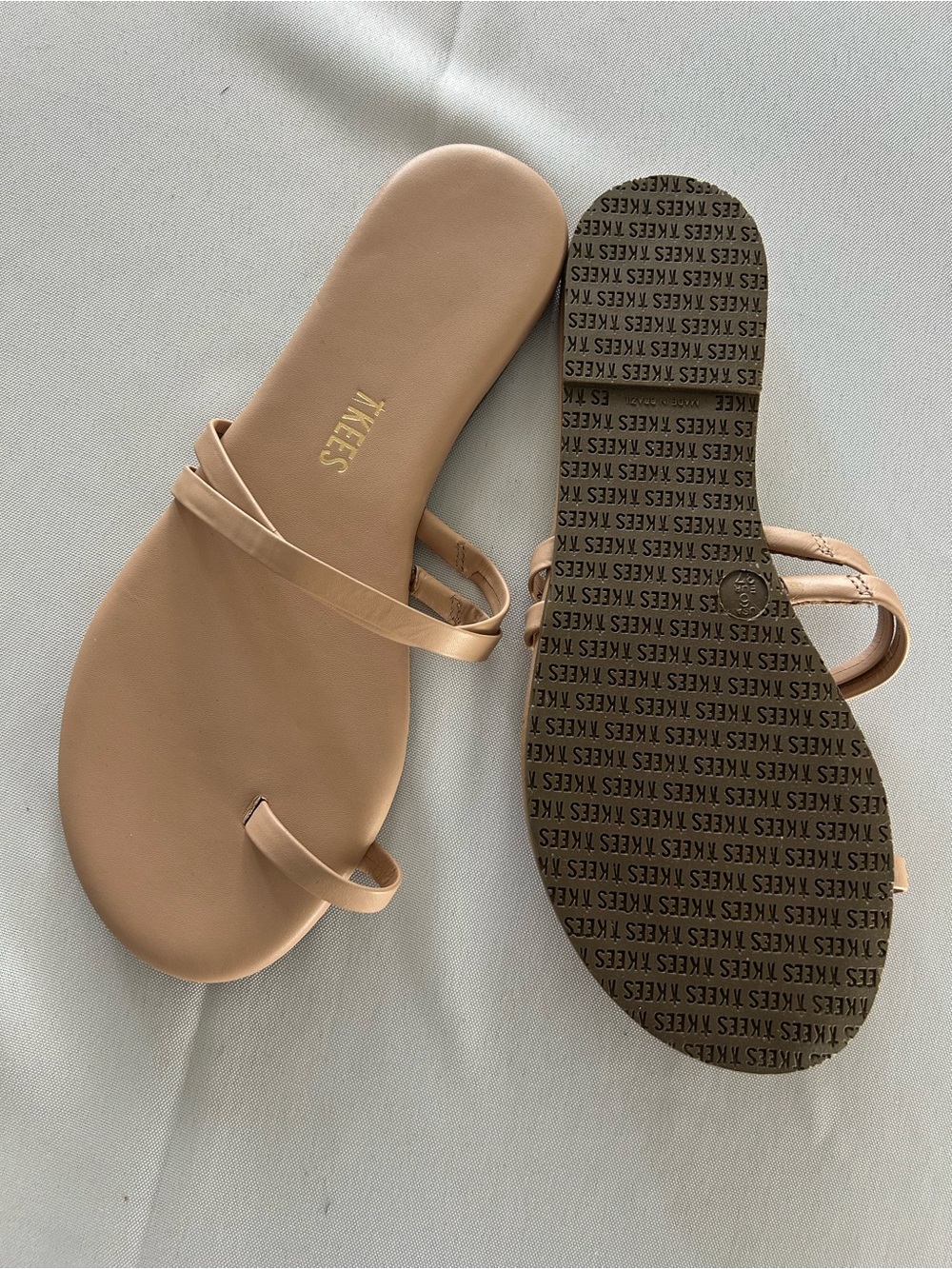 NWOT TKEES Women's Nude Strappy Toe-Loop Sandals